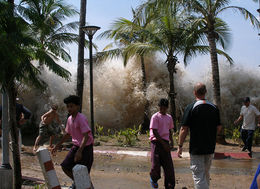 Description: Description: Description: Description: http://upload.wikimedia.org/wikipedia/commons/thumb/2/2d/2004-tsunami.jpg/260px-2004-tsunami.jpg